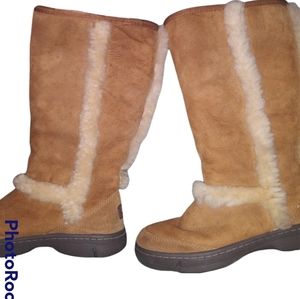 UGG Sunburst tall boot sz 7